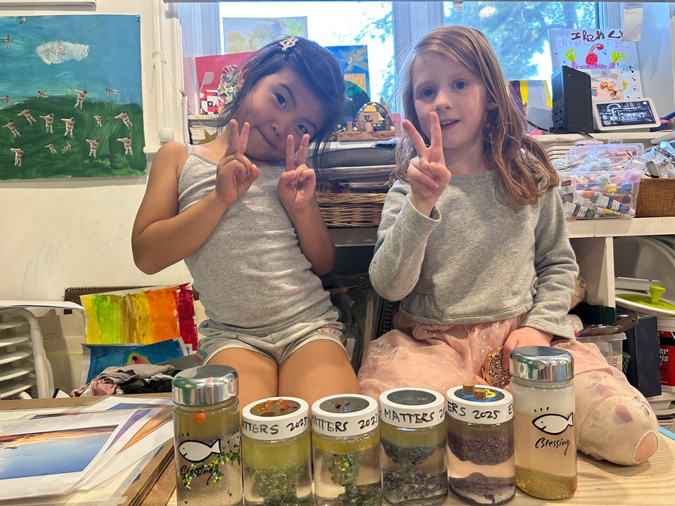 Theme: Dot, Line and Shape preview 2