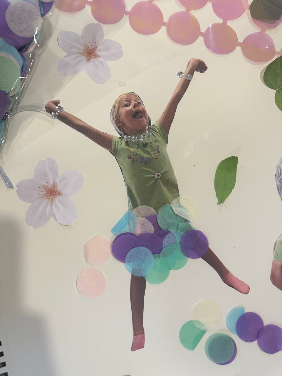 Theme: Dot, Line and Shape preview 2